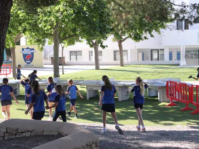 Students encouraging each other through the hour-long run