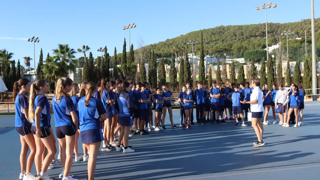 Secondary students gathered on the court at Sports Day in Santa Eulària