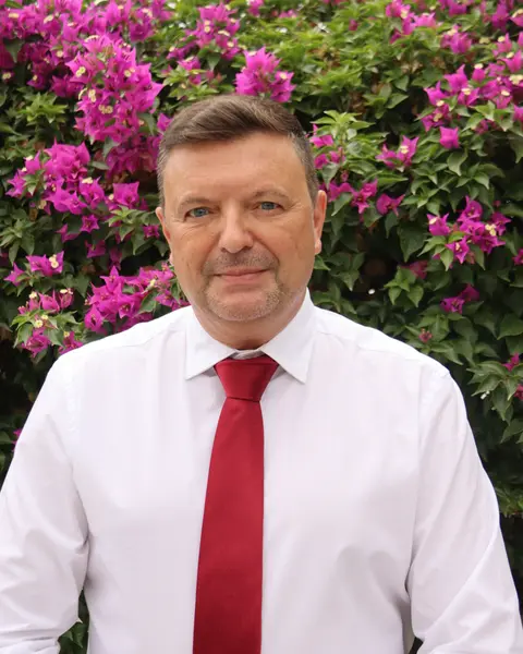 Bernie Cox, Head Teacher